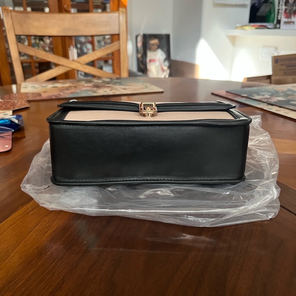 Jules Kae Mia Bag! - Picture 5 of 12